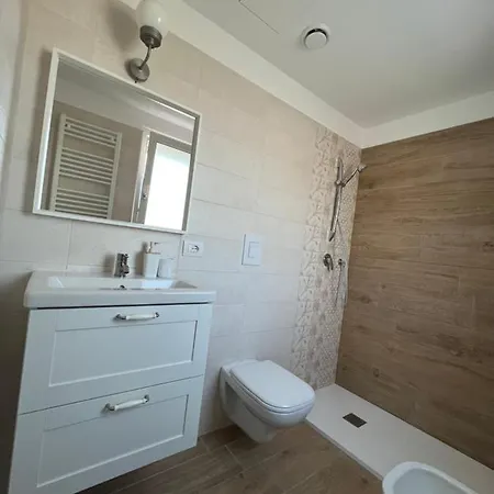 Apartment The #6 Howme *