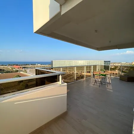 The #6 Howme * バーリ