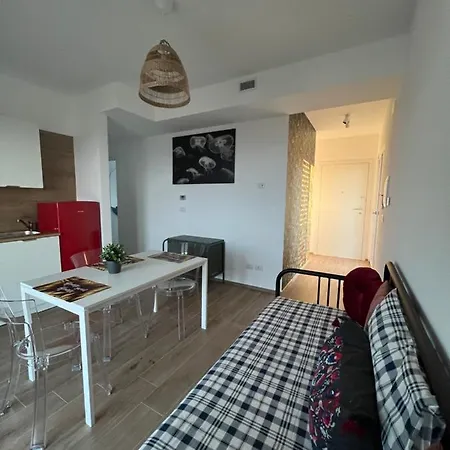 The #6 Howme Apartament *